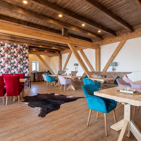 Gaestehaus Djuren Roggenstede ภายนอก รูปภาพ