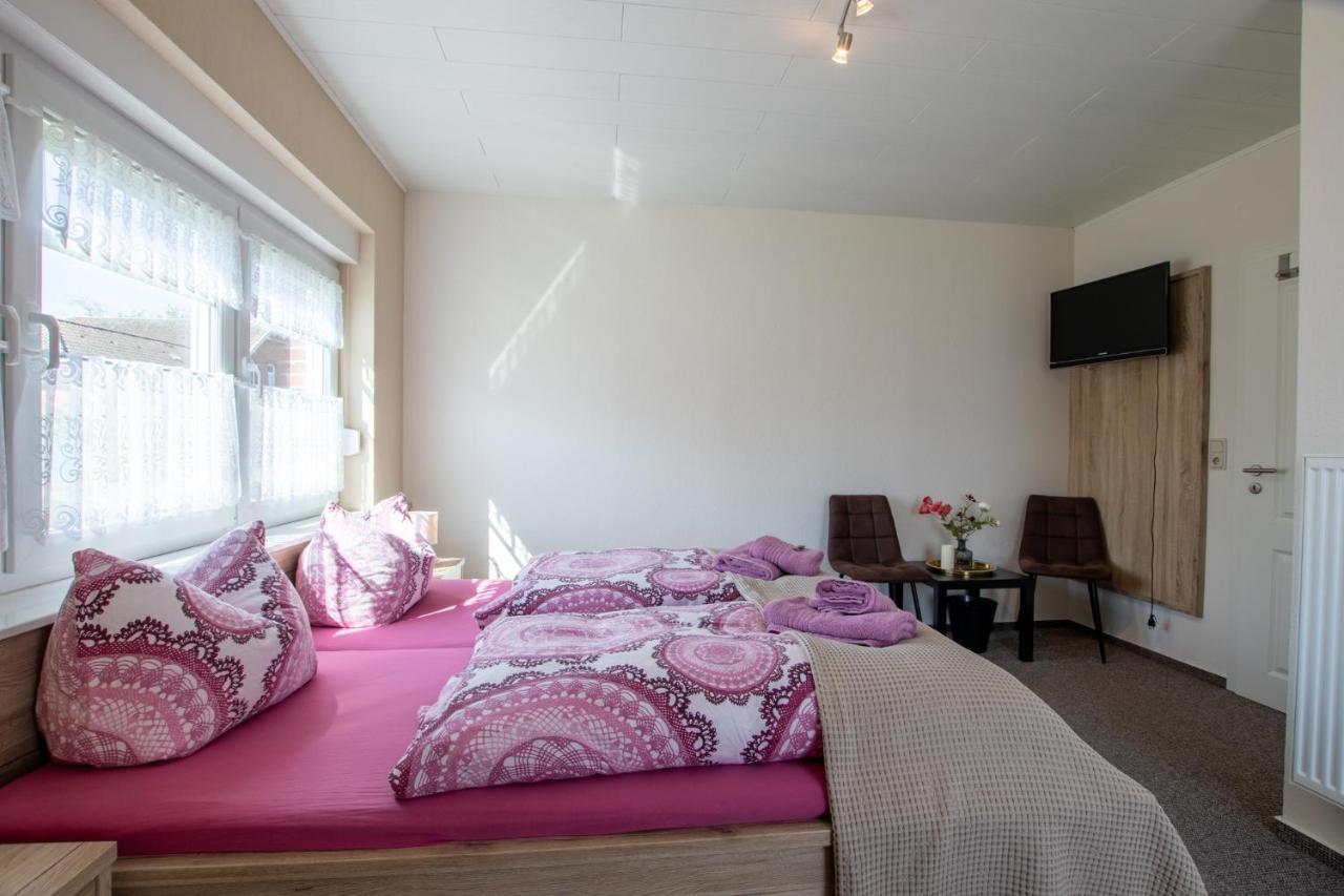 Gaestehaus Djuren Roggenstede ภายนอก รูปภาพ
