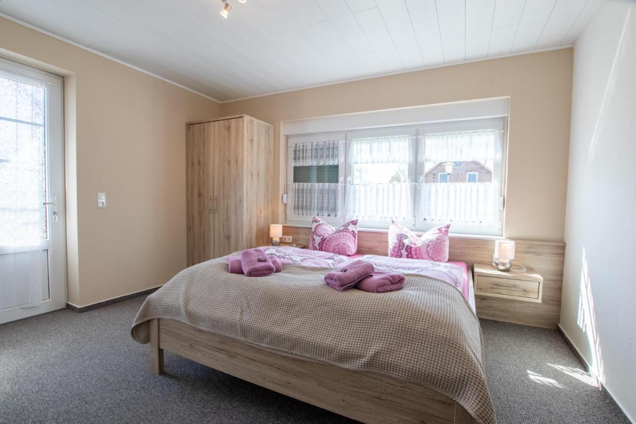 Gaestehaus Djuren Roggenstede ภายนอก รูปภาพ